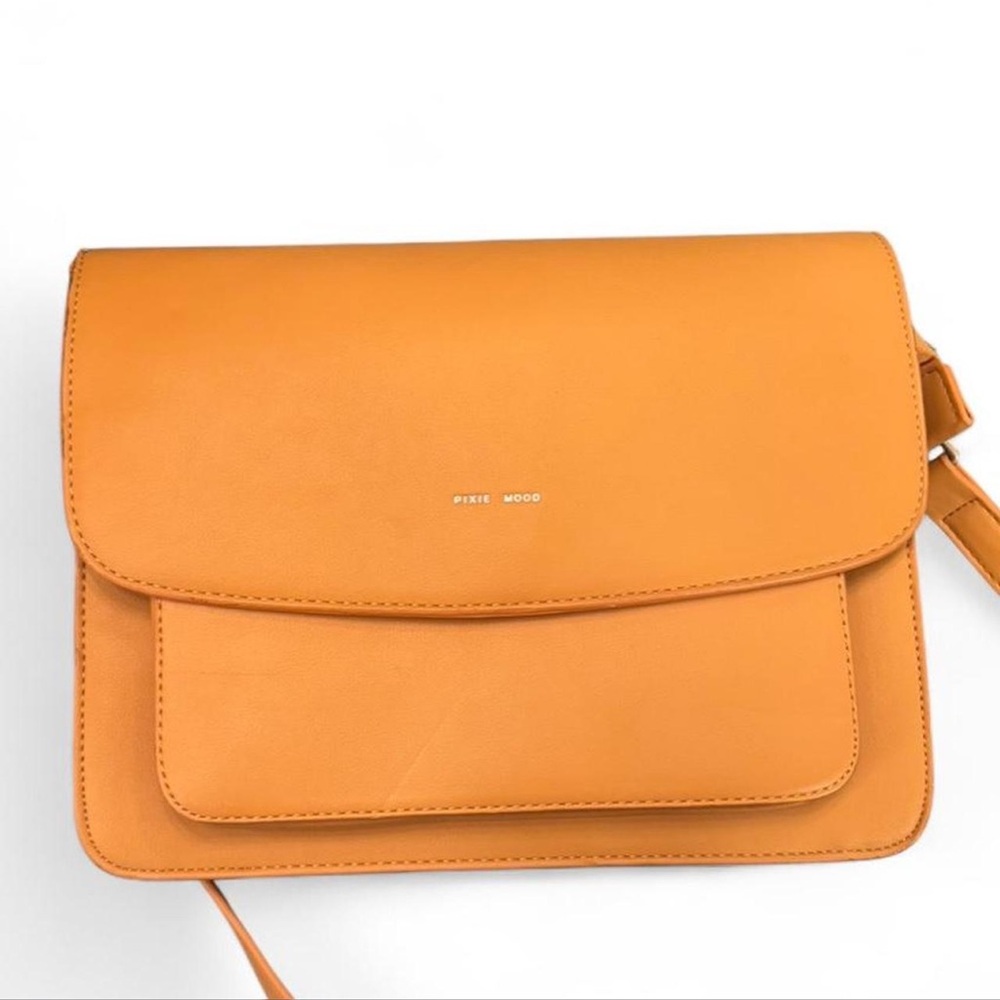 NWT Pixie Mood Vibrant Crossbody Bag in “Honey”